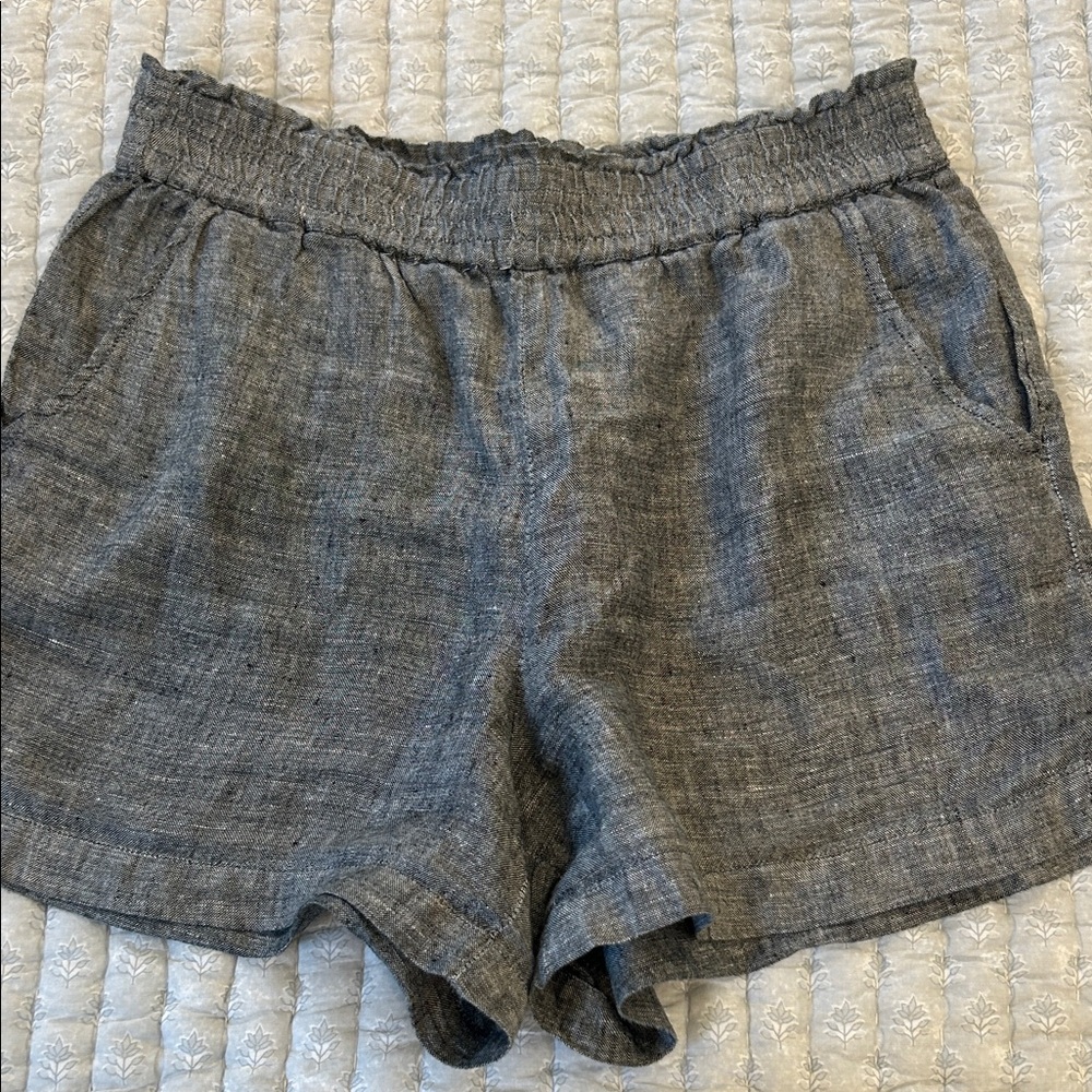 Vince Camuto High Waist Linen Gray Shorts